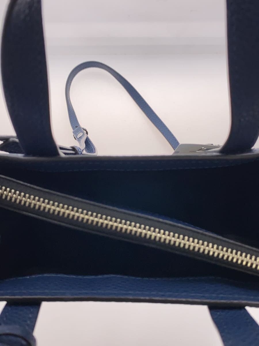 MARC JACOBS Shoulder Bag Leather NVY Solid Misshapen 6