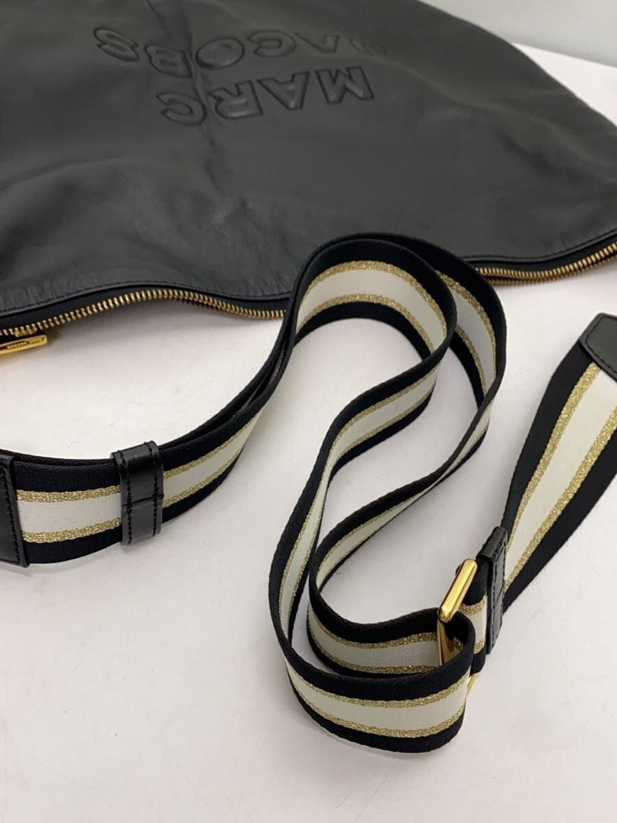 MARC JACOBS The Soften Embossed Logo Shoulder Bag Leather BLK M0015682 7
