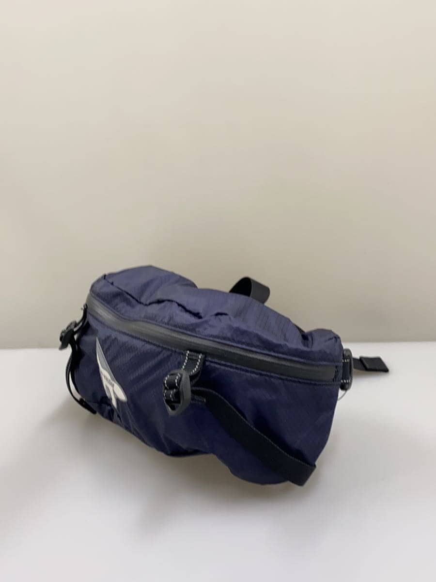 MAISON KITSUNE Waist Bag Nylon NVY 2