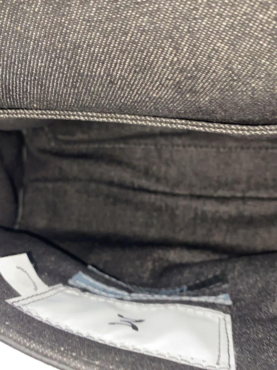 EMOTIONAL WORLD Shoulder Bag -- BLK 6