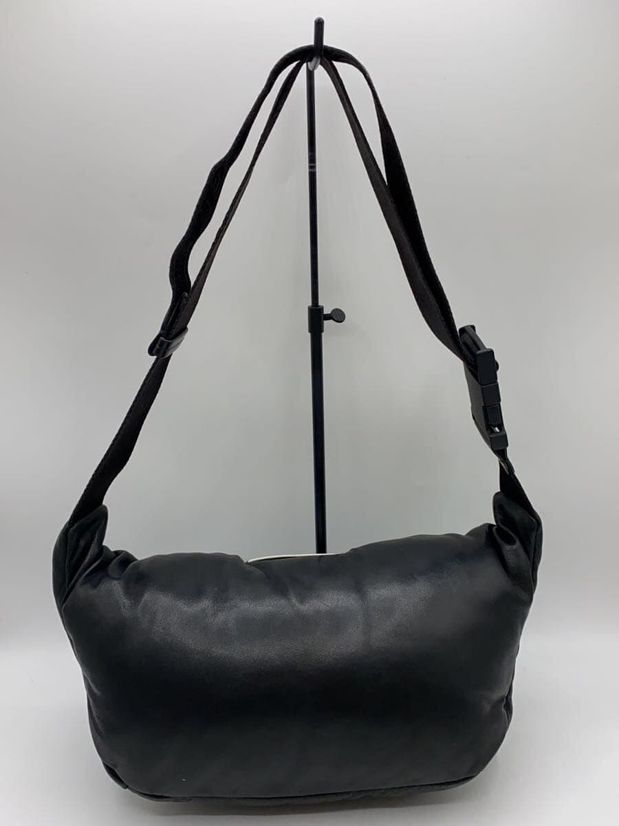 Maison Margiela Shoulder Bag Leather BLK S55WB0070 3