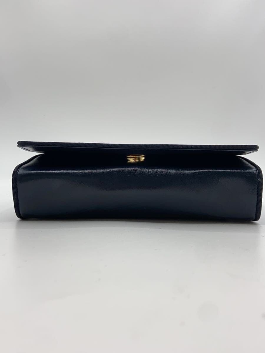 Salvatore Ferragamo Chain Shoulder Bag Black 4