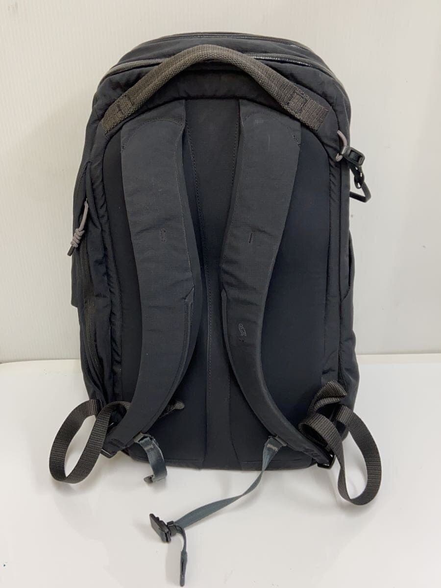 Bellroy backpack -- BLK 3