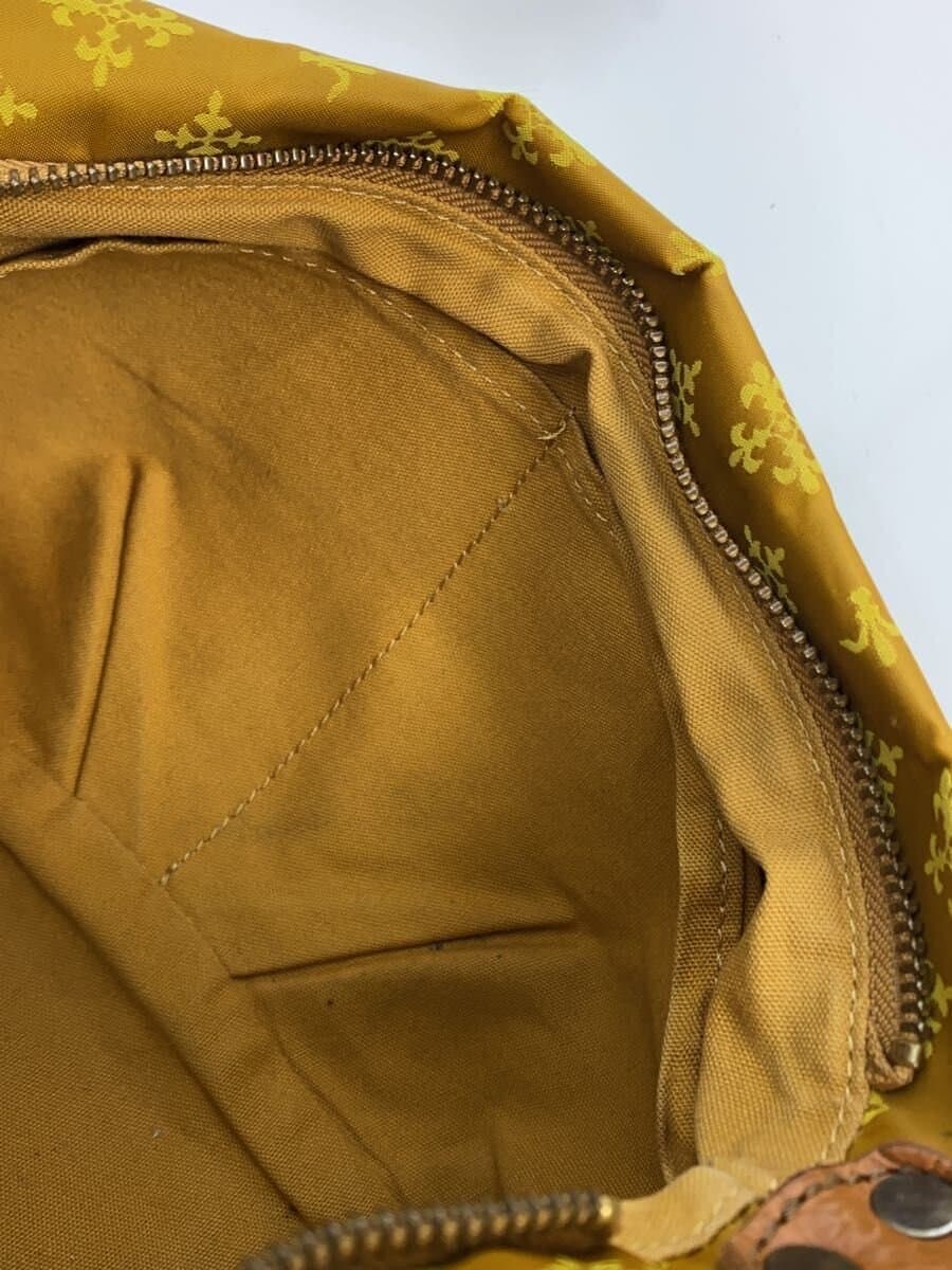 russet Shoulder Bag Yellow All Over Pattern With Wear Russet 7