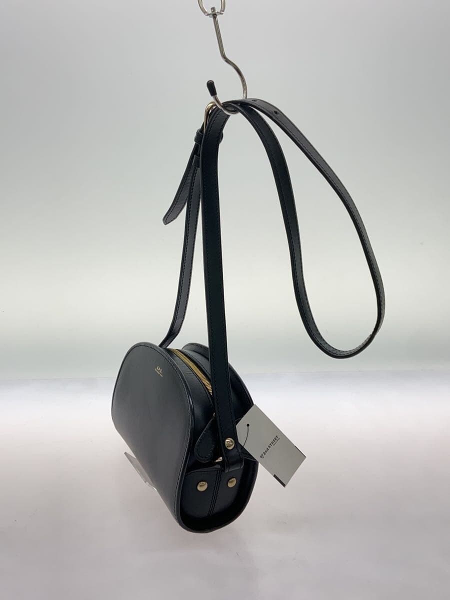 A.P.C. Shoulder Bag Leather BLK Solid 2