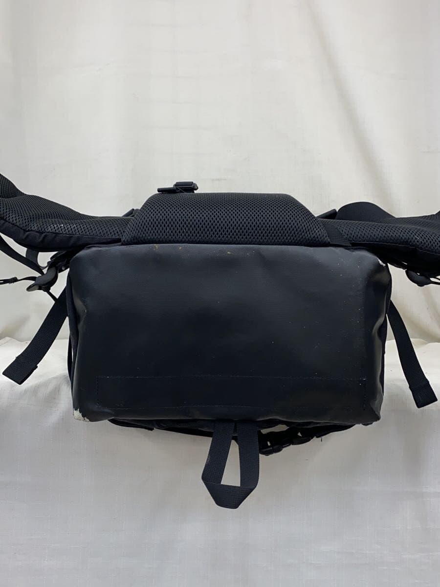 BURTON backpack -- camera bag peeling at the bottom faded black 4