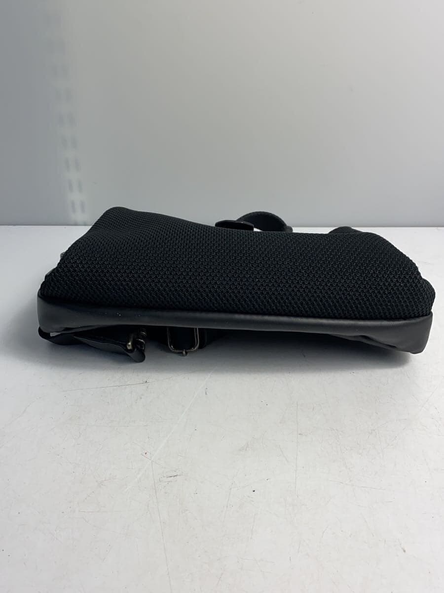 ARTPHERE Quattro Shoulder Bag BLK 4