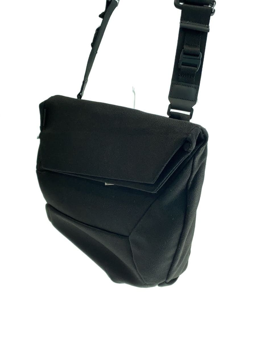 NIID Shoulder Bag BLK Solid 2