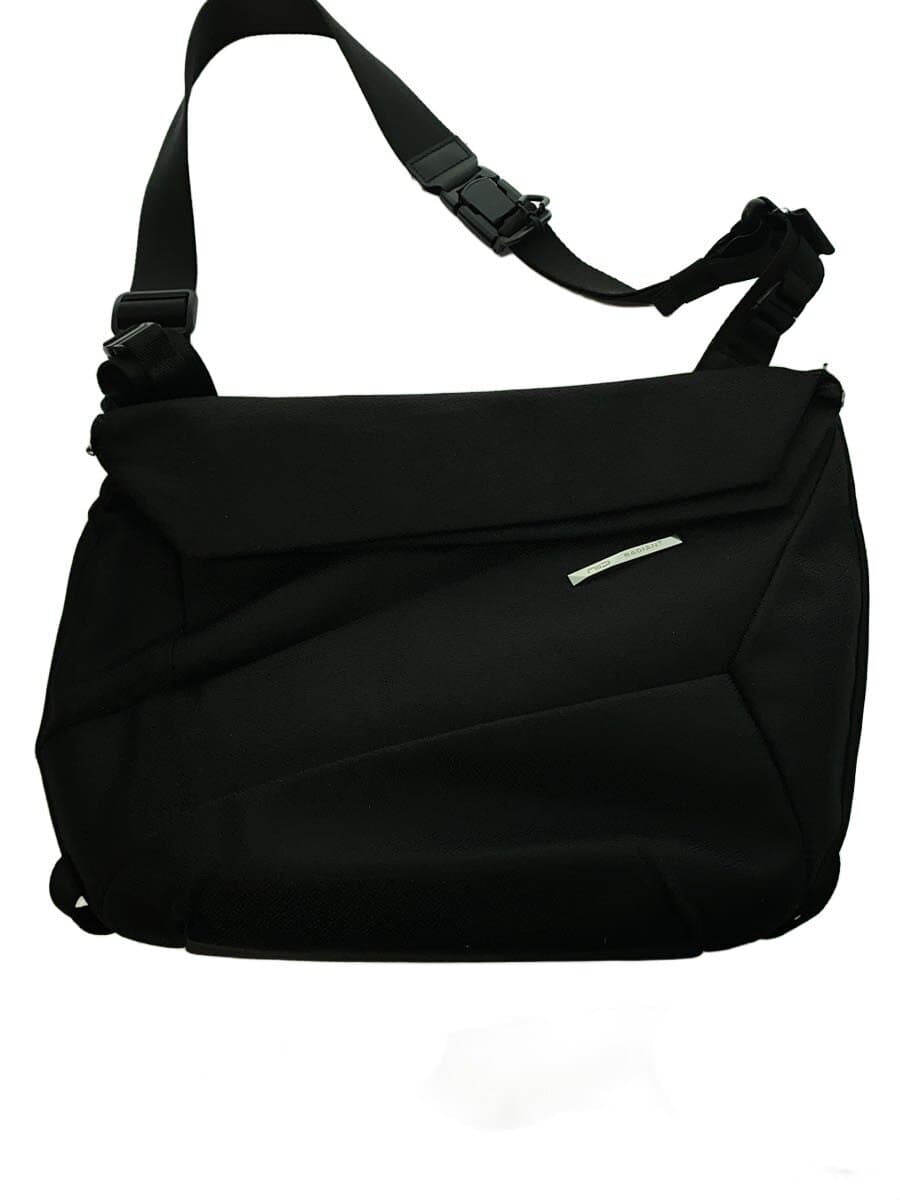 NIID Shoulder Bag BLK Solid 7