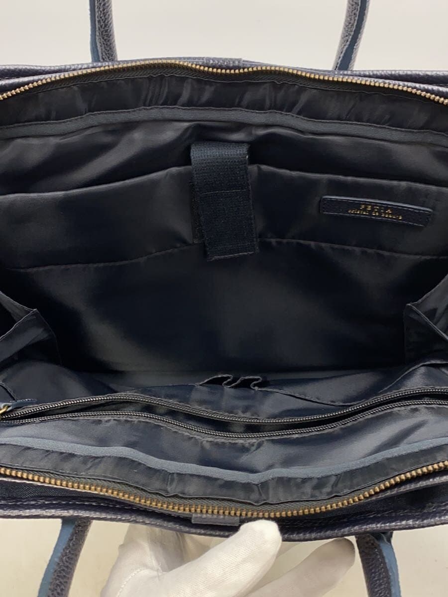 fetia Shoulder Bag Nylon NVY Solid 6