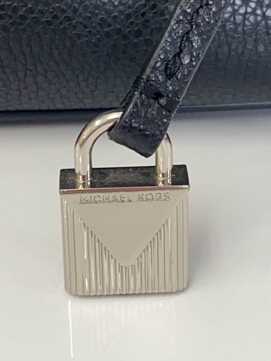 MICHAEL KORS handbag -- BLK plain 8