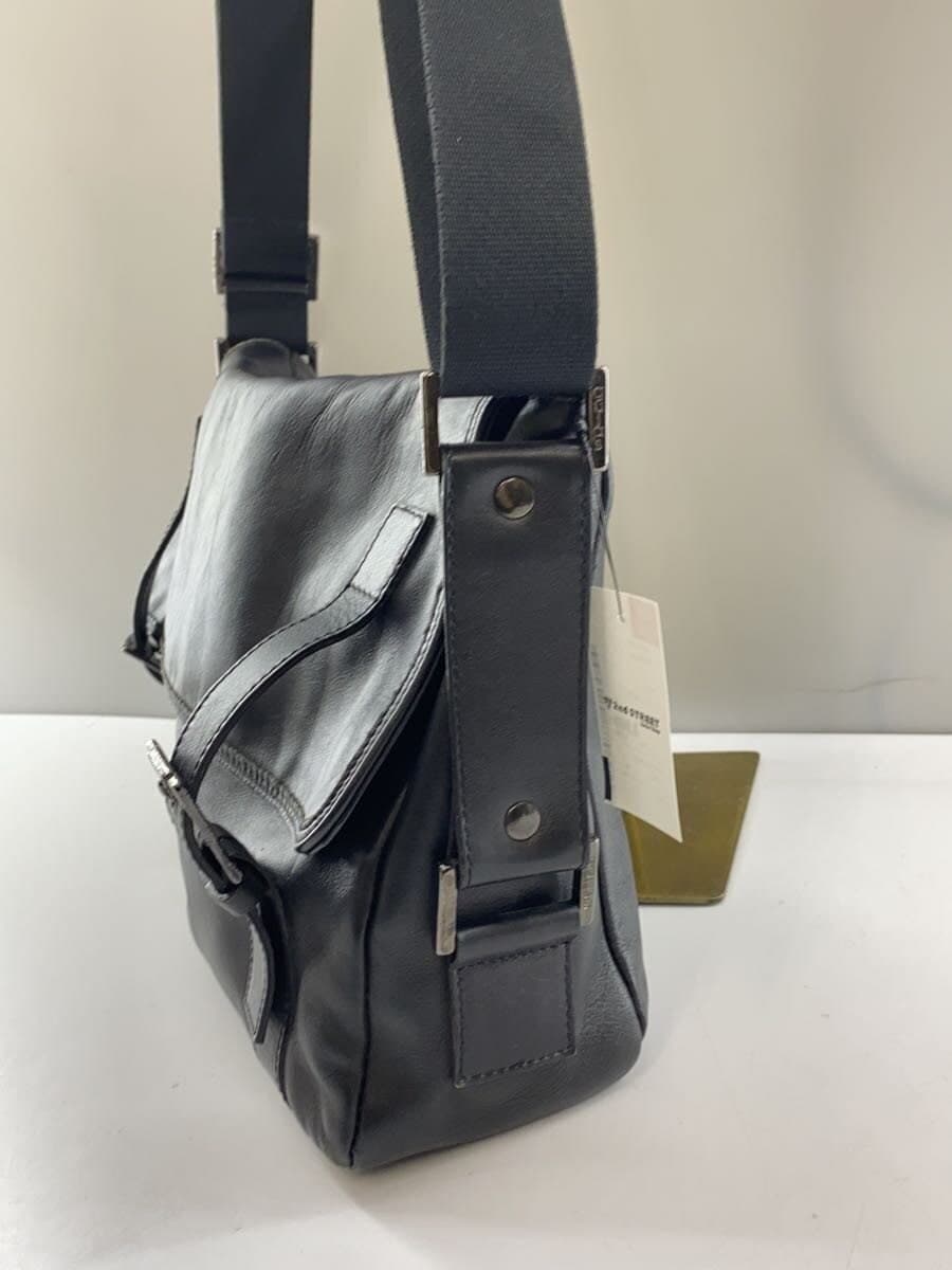 GUIA’S Shoulder Bag Leather BLK Solid 2