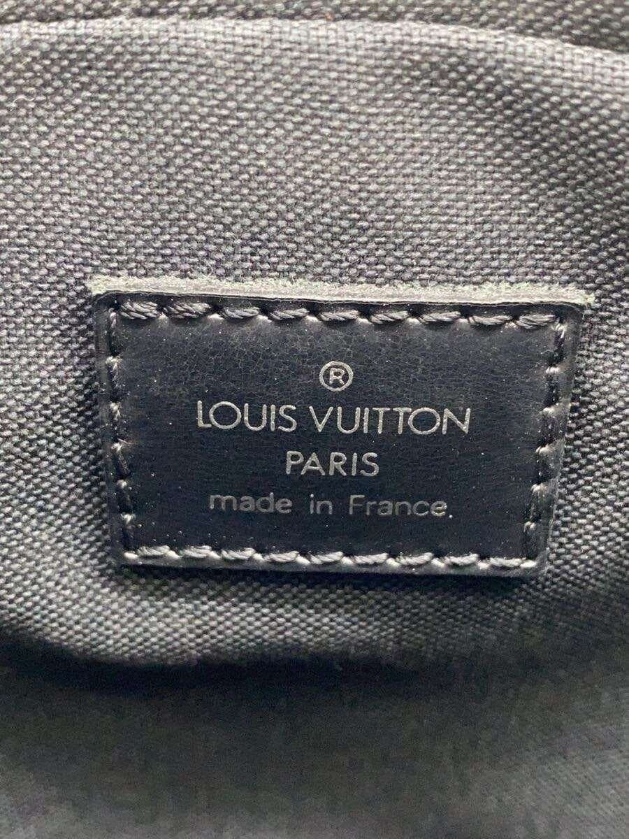 LOUIS VUITTON Sayan _Taiga Leather BLK M30902 5