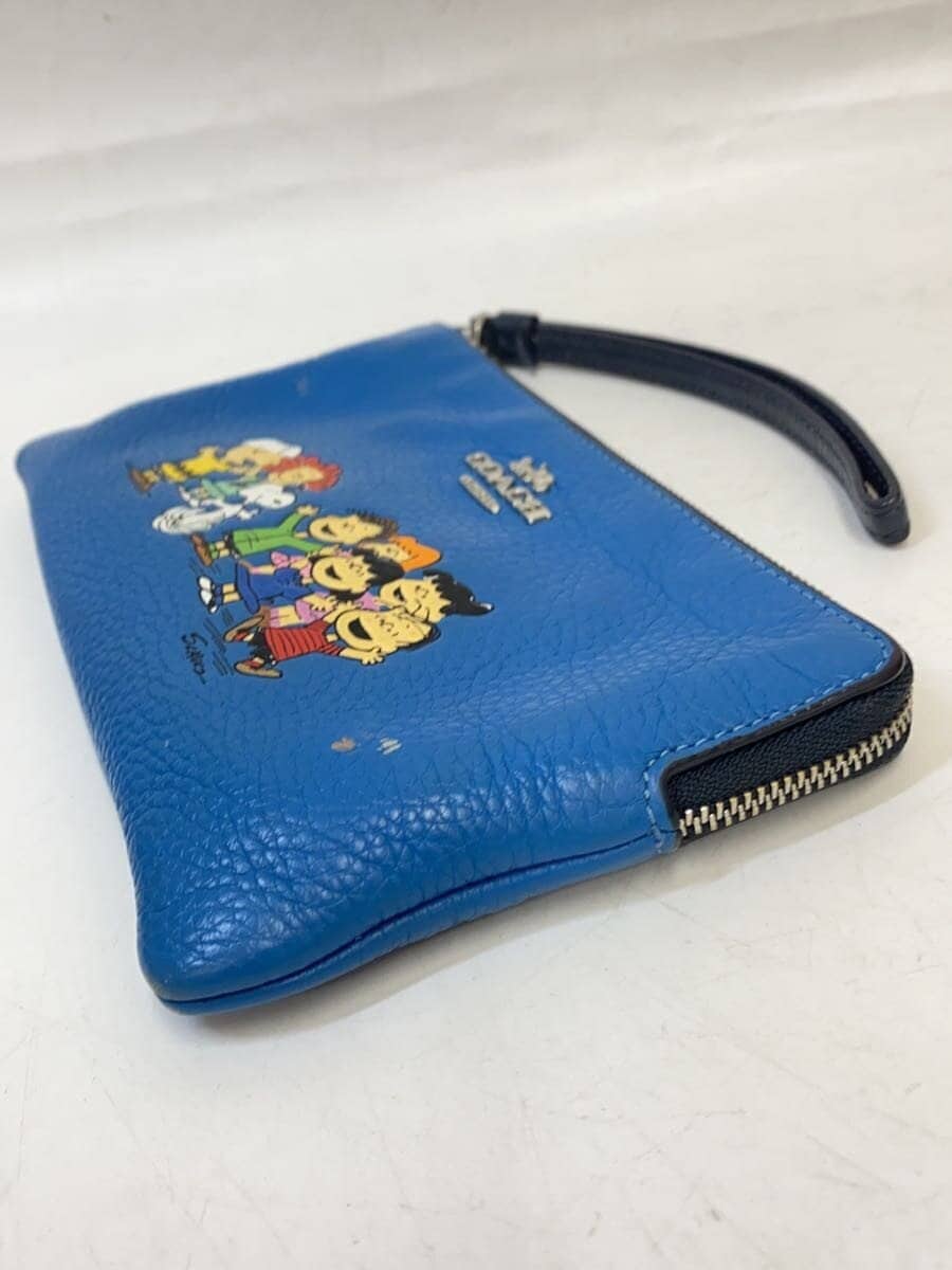 COACH x Snoopy Pouch Leather BLU 6481 With Stain 2