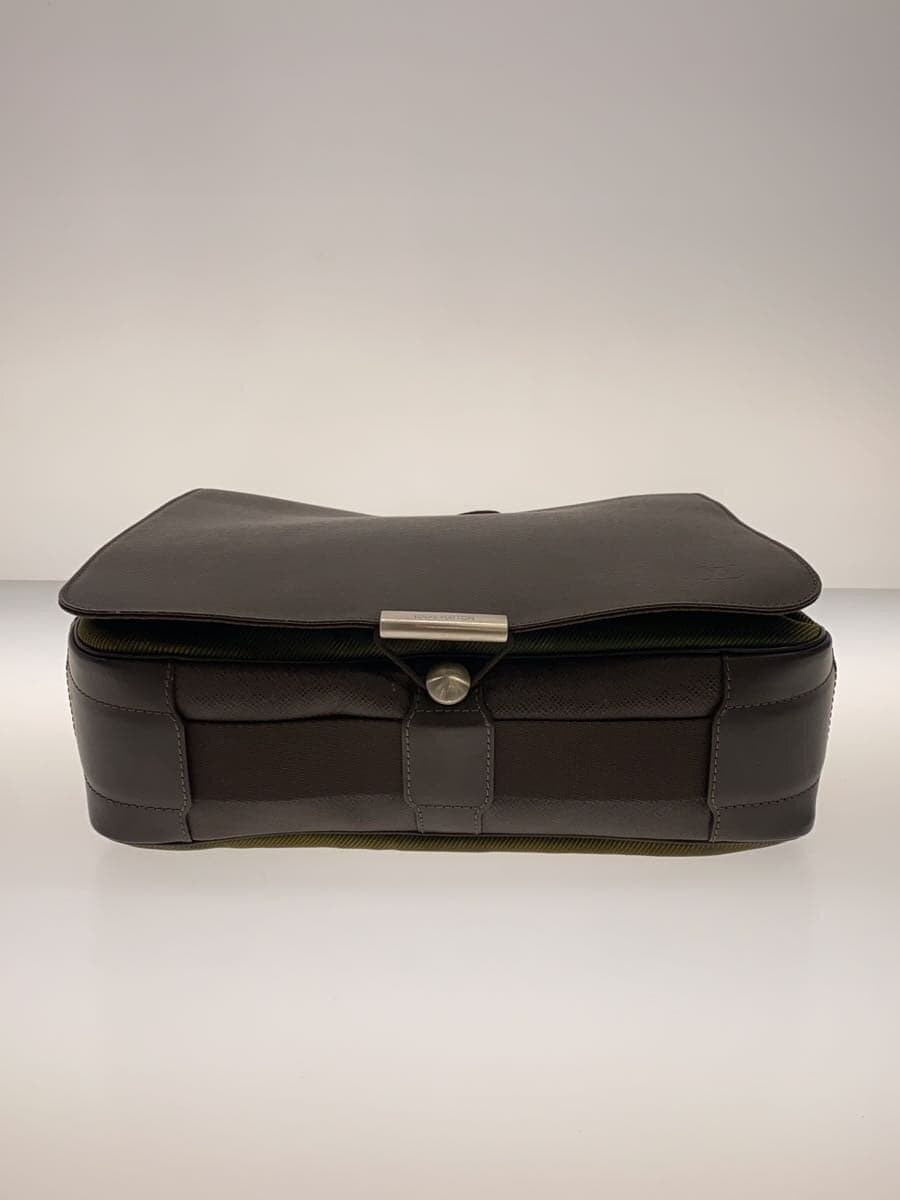 LOUIS VUITTON and Ray _Taiga BRW 4