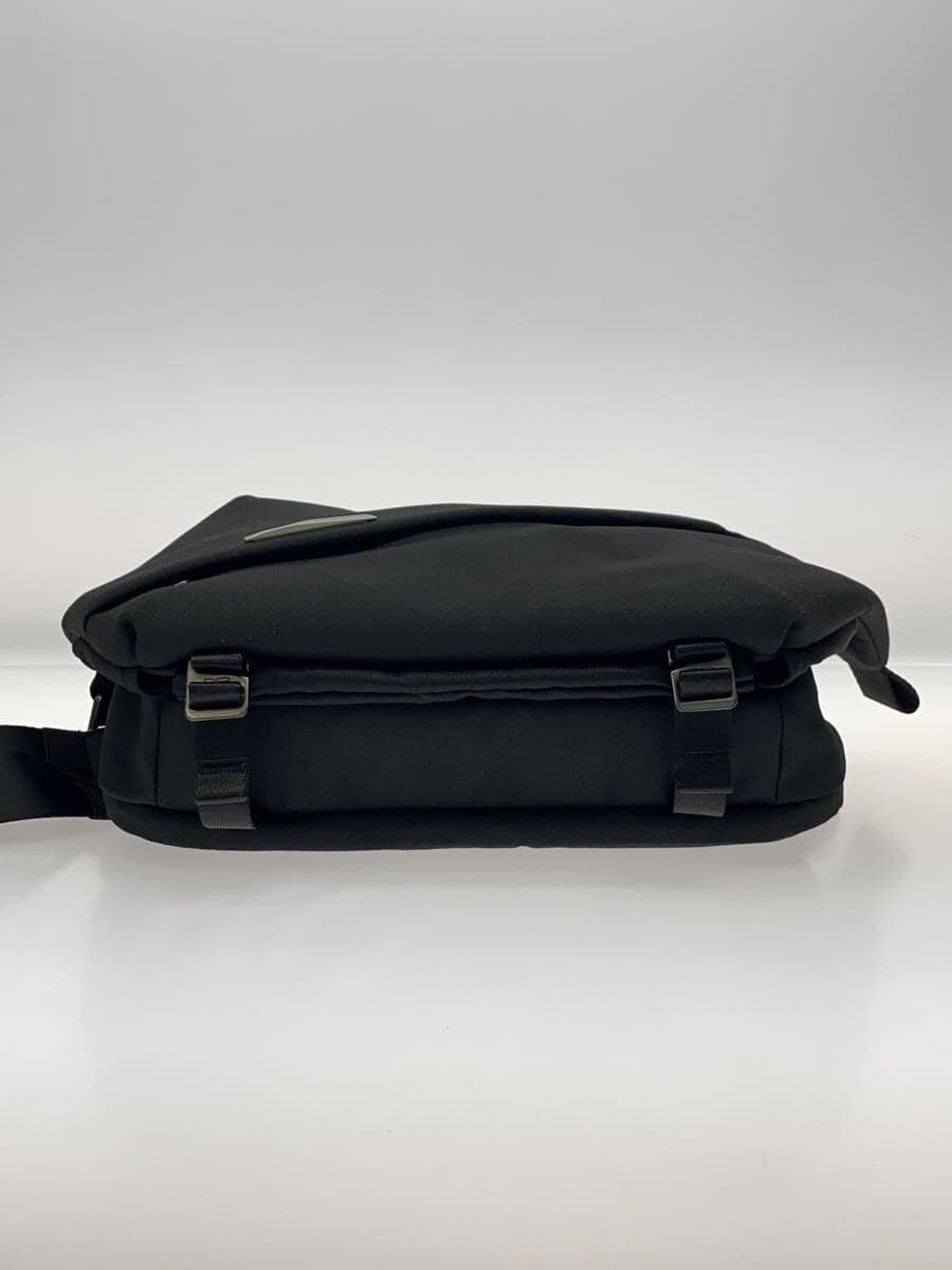 NIID Waist Bag -- BLK 4