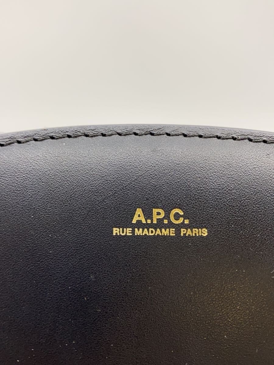 A.P.C. Shoulder Bag Cow Leather BLK 5