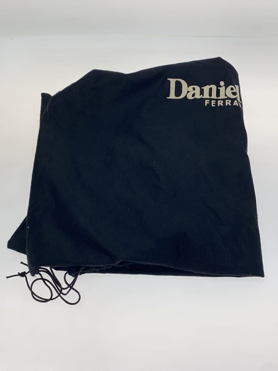 Daniel&Bob Shoulder Bag Leather Red Has corner scuffs 7