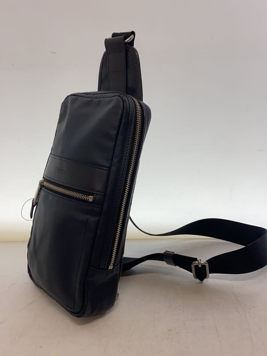 Calvin Klein Shoulder Bag NVY 834901 2