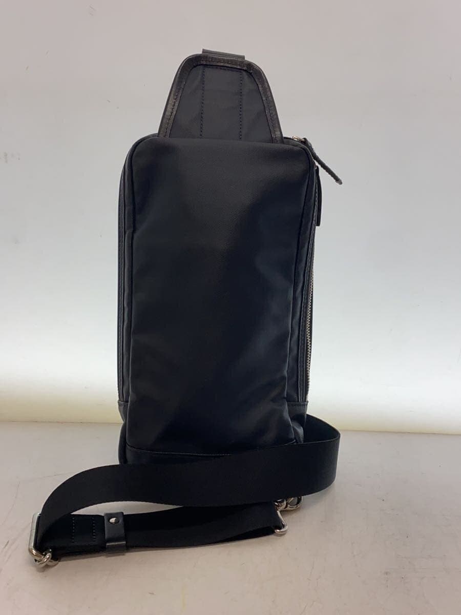 Calvin Klein Shoulder Bag NVY 834901 3