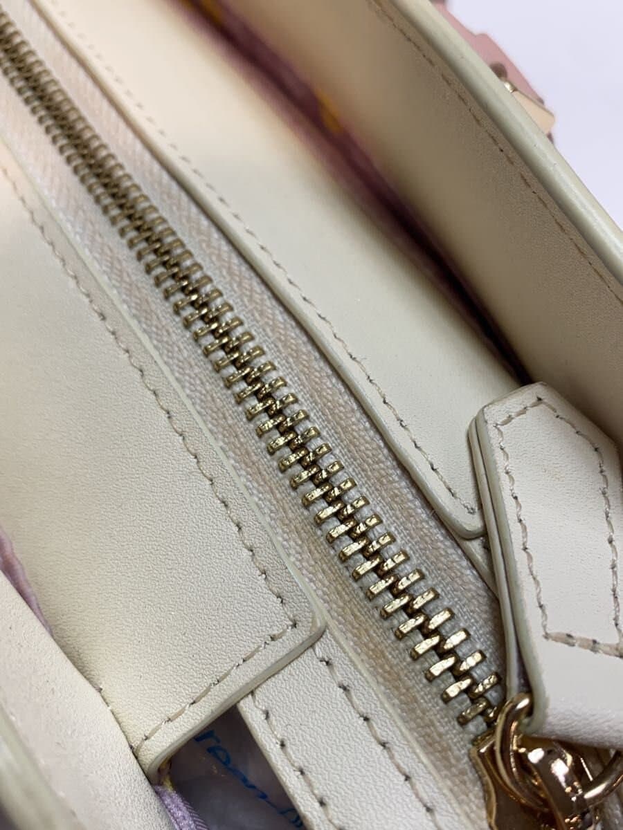 Samantha Thavasa Handbag Faux Leather WHT 7