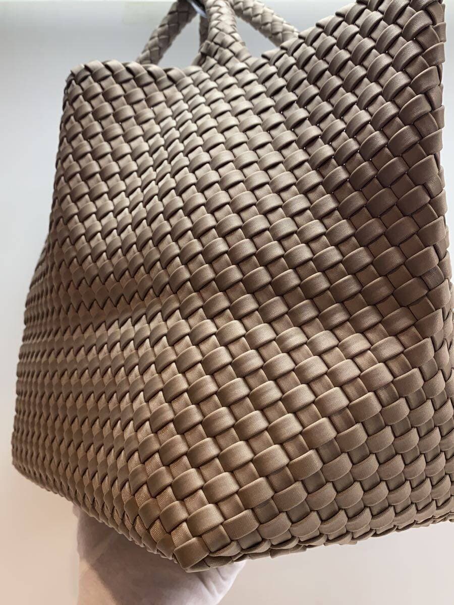 NAGHED Ist barths medium tote BEG 2