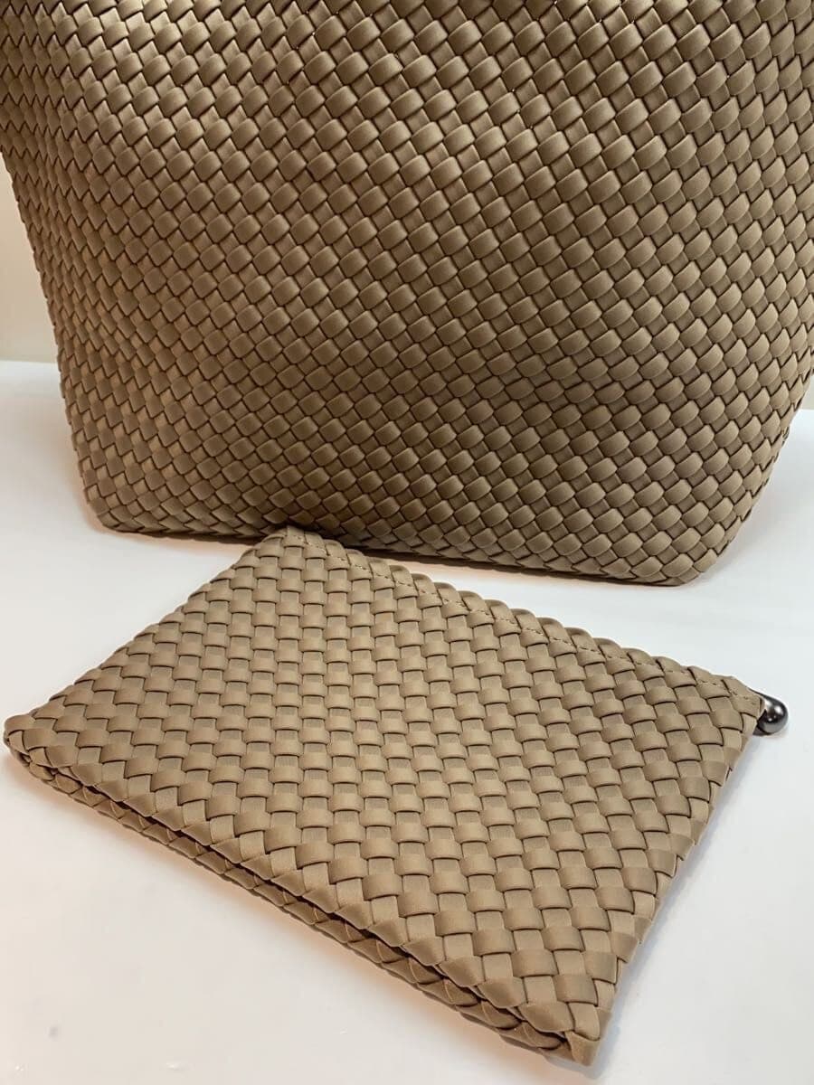 NAGHED Ist barths medium tote BEG 7