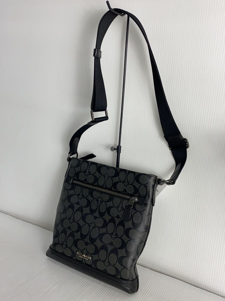 COACH shoulder bag Black All-over pattern F79053 Corner scuffs present 2