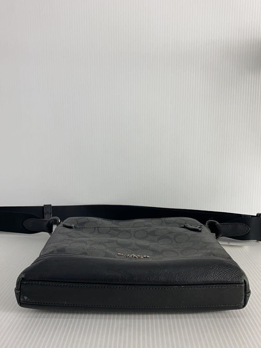 COACH shoulder bag Black All-over pattern F79053 Corner scuffs present 4