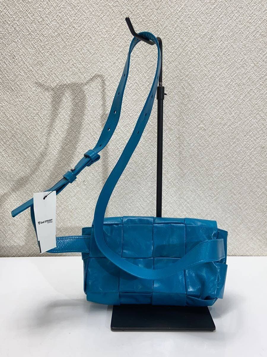 BOTTEGA VENETA Waist Bag Leather Blue Plain 3