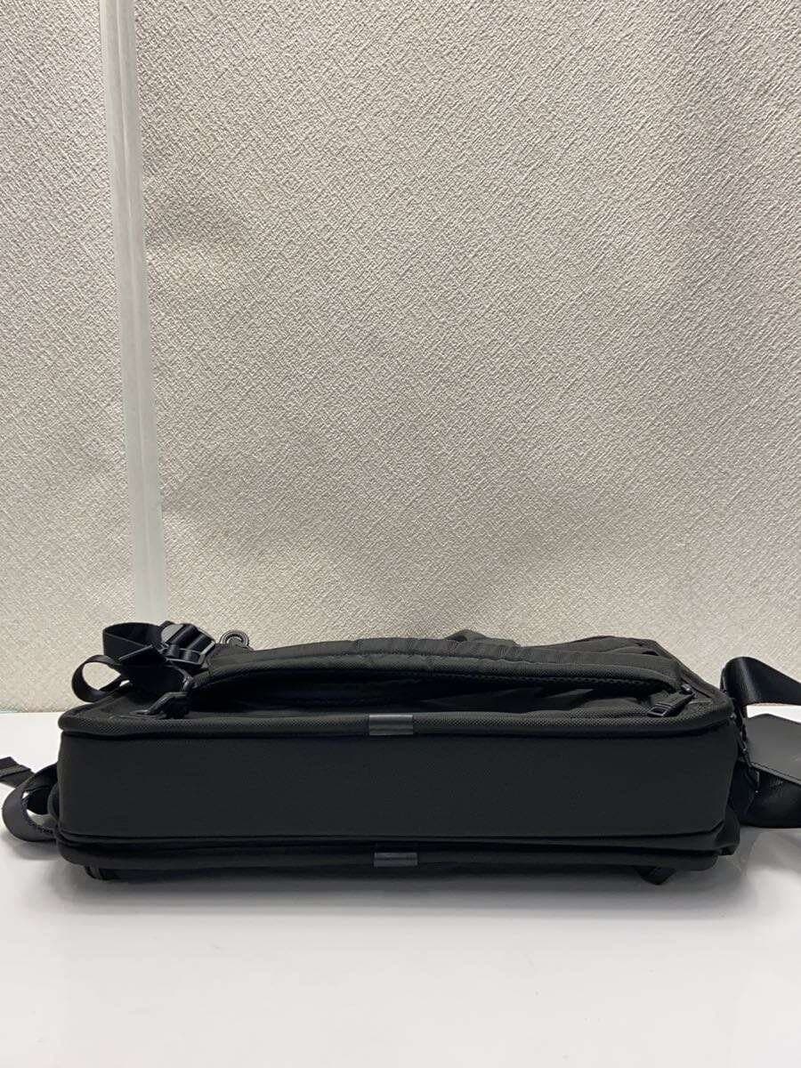 TUMI Briefcase -- 2603180D3E 4