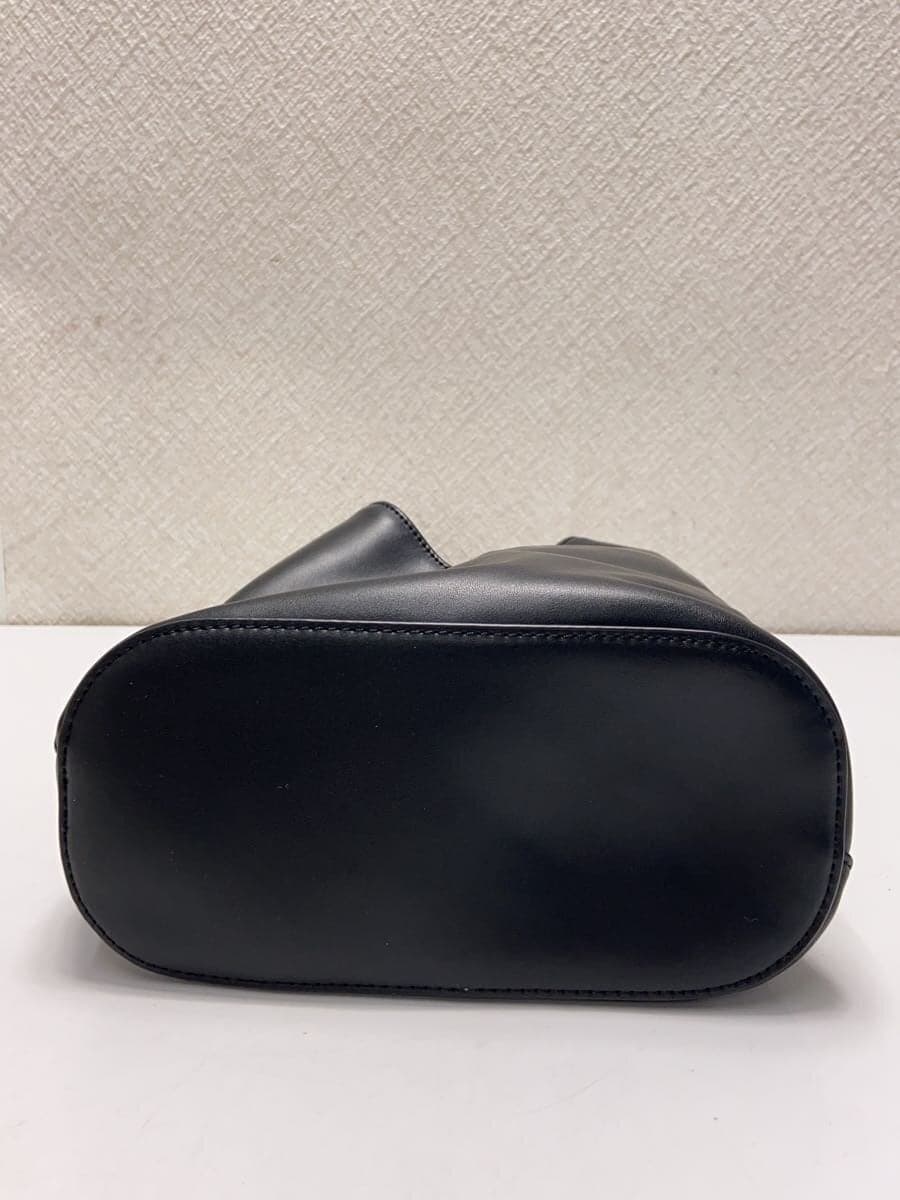 MM6 Shoulder Bag -- BLK SB6WD0026 4