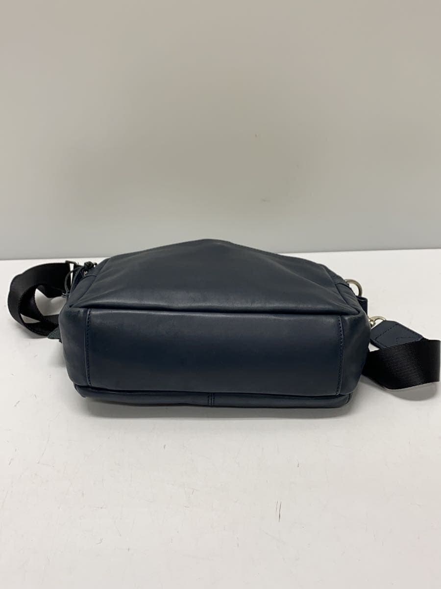 JOYA Shoulder Bag Leather NVY 4