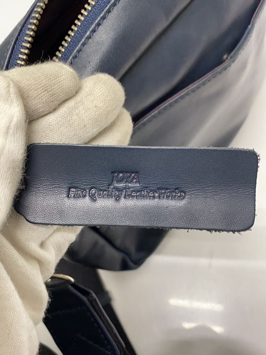 JOYA Shoulder Bag Leather NVY 5