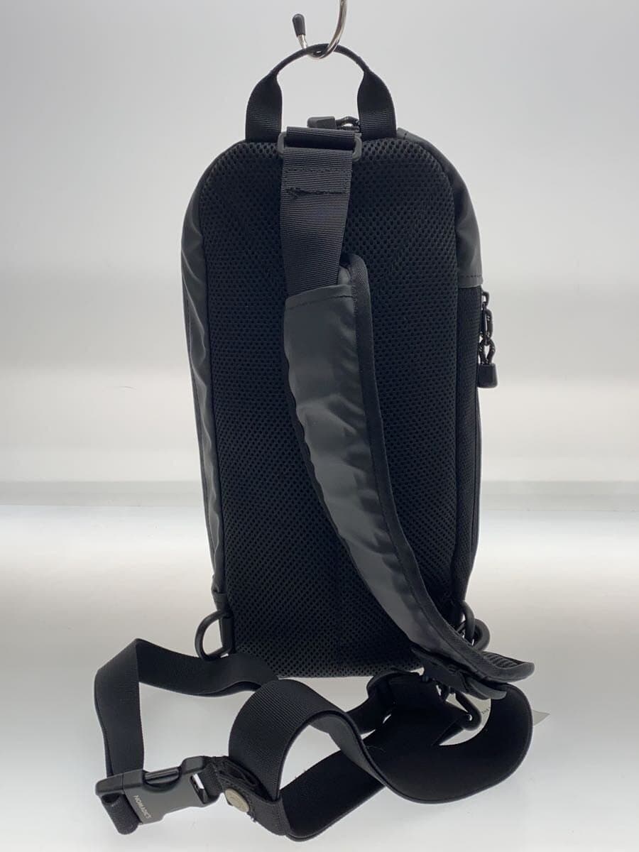 NOMADIC Shoulder Bag PVC BLK Solid 3