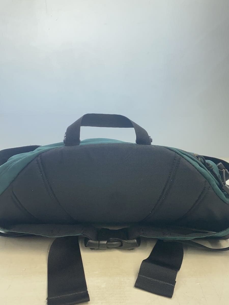 THE NORTH FACE Lining Deteriorated Bottom With Stain Waist Bag Nylon GRN 3