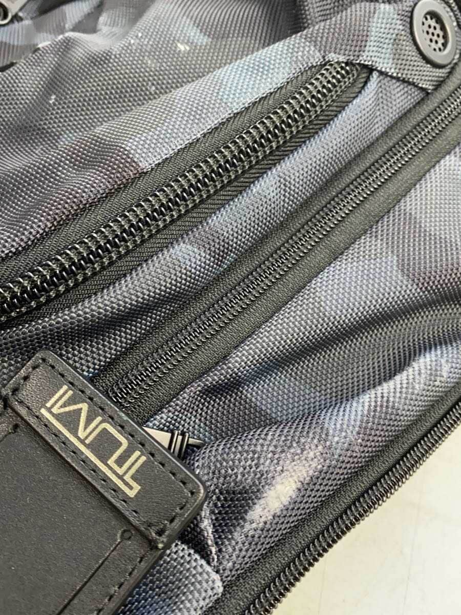 TUMI Alpha Bravo Lance Backpack NVY Camouflage ALPHA BRAVO Damage and sunburn 7