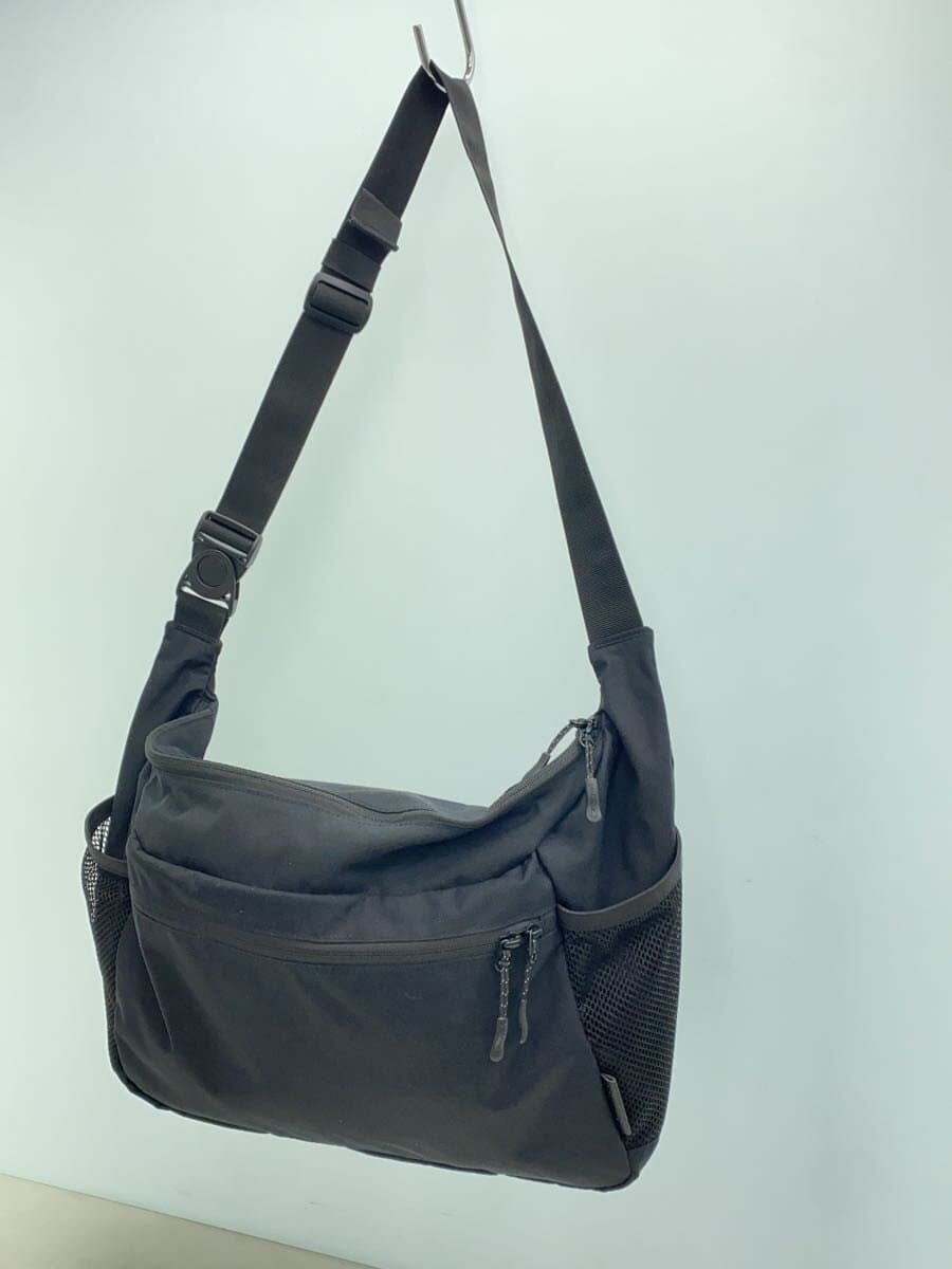 snow peak Shoulder Bag Nylon BLK 2