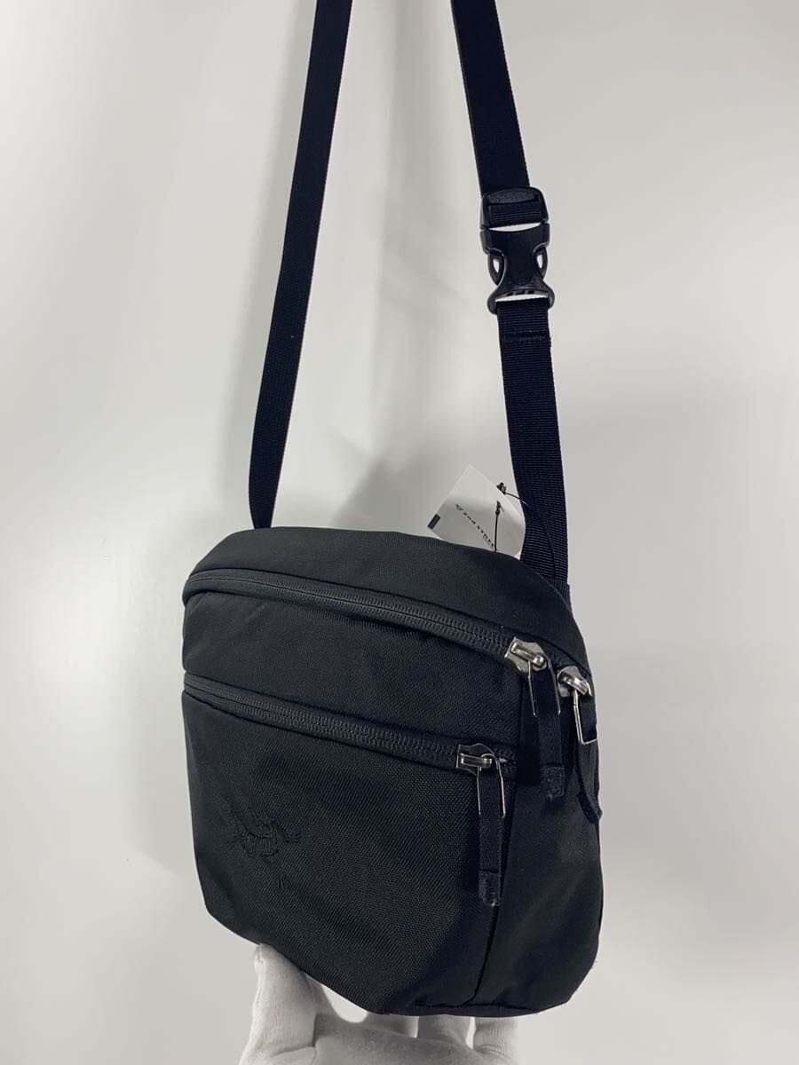 ARC'TERYX MANTIS 2 WAIST PACK Shoulder Bag Polyester BLK 2