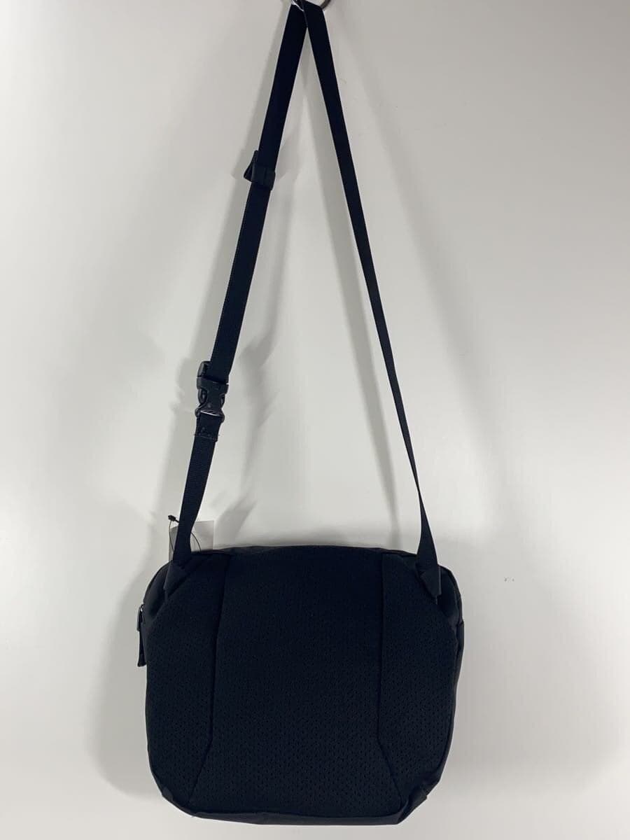 ARC'TERYX MANTIS 2 WAIST PACK Shoulder Bag Polyester BLK 3