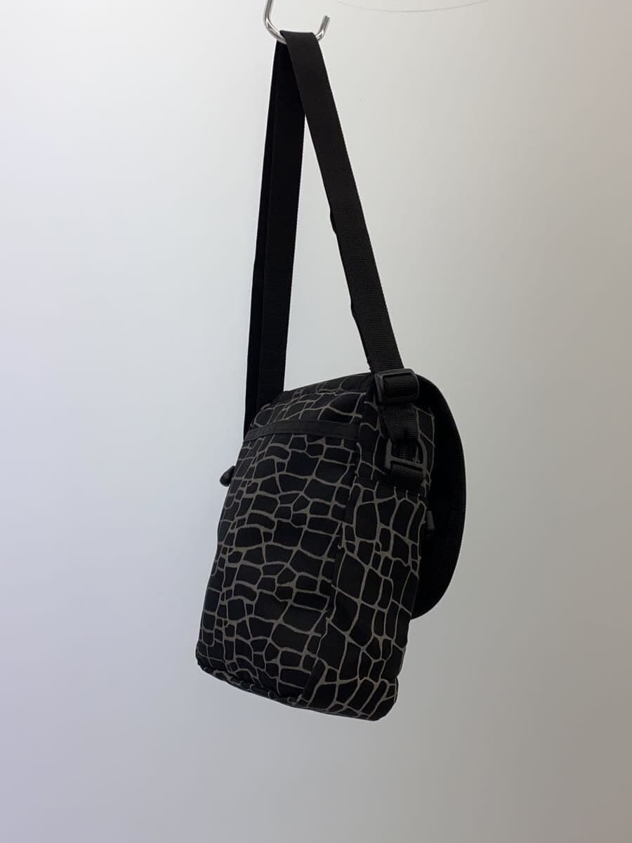 over land Shoulder Bag BLK All Over Pattern Spider Web 2