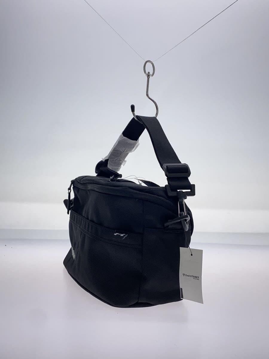 UNDER ARMOUR Shoulder Bag BLK Solid 1378288 2