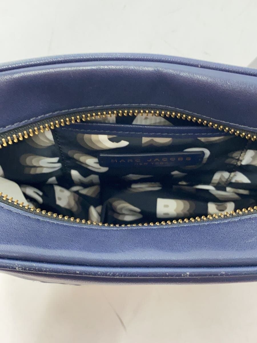 MARC JACOBS shoulder bag leather NVY M0014465 has corner wear 6