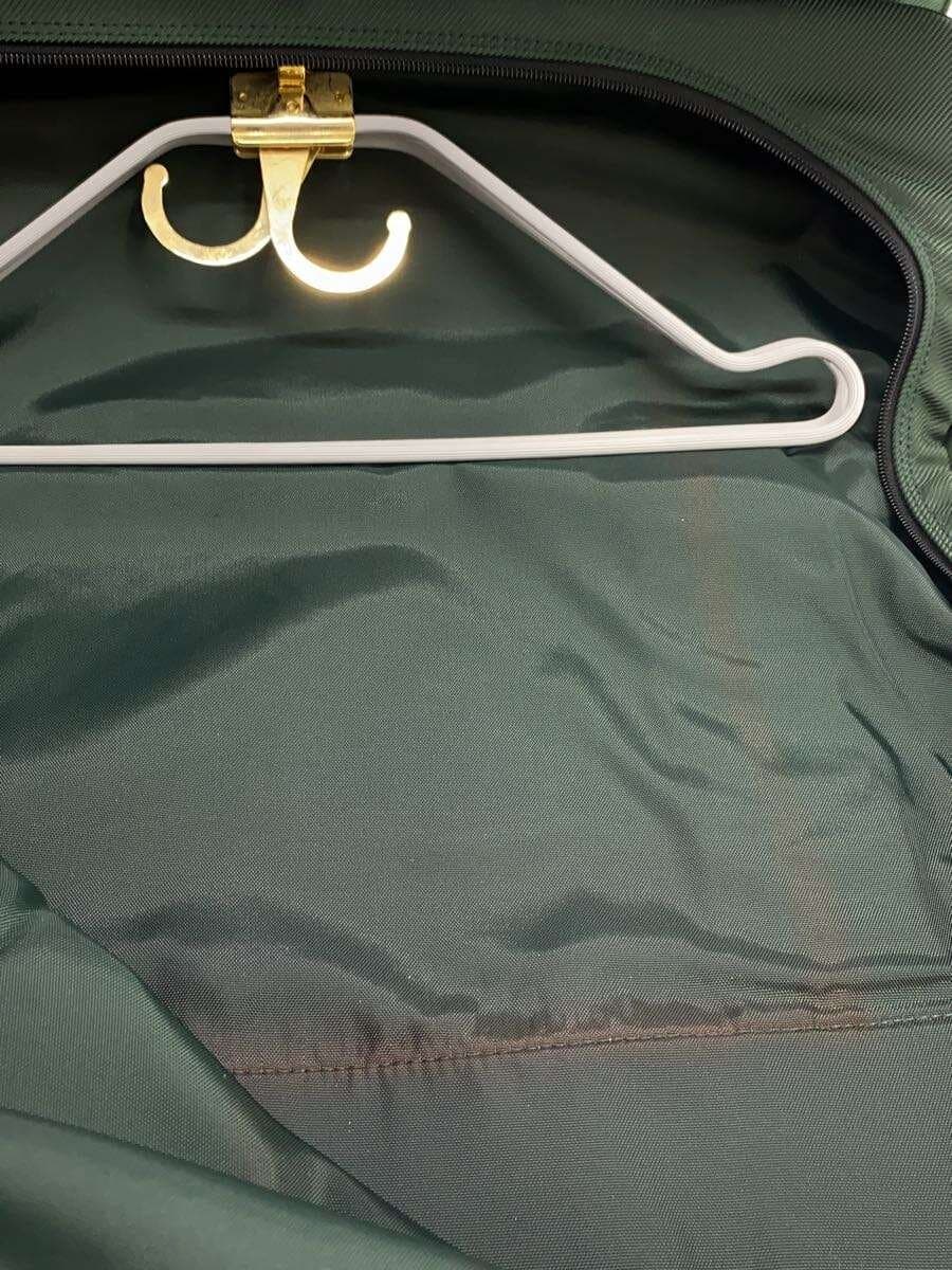 LOUIS VUITTON Portable Gibeciere _Taiga GRN 6