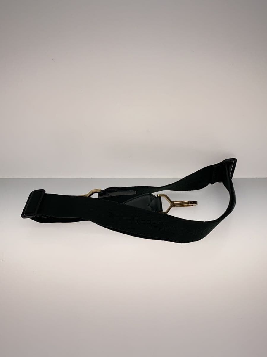 LOUIS VUITTON Portable Gibeciere _Taiga GRN 8