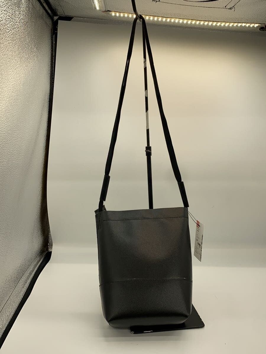 MARNI Crossbody Bag BLK Solid Minor Corner Wear 3