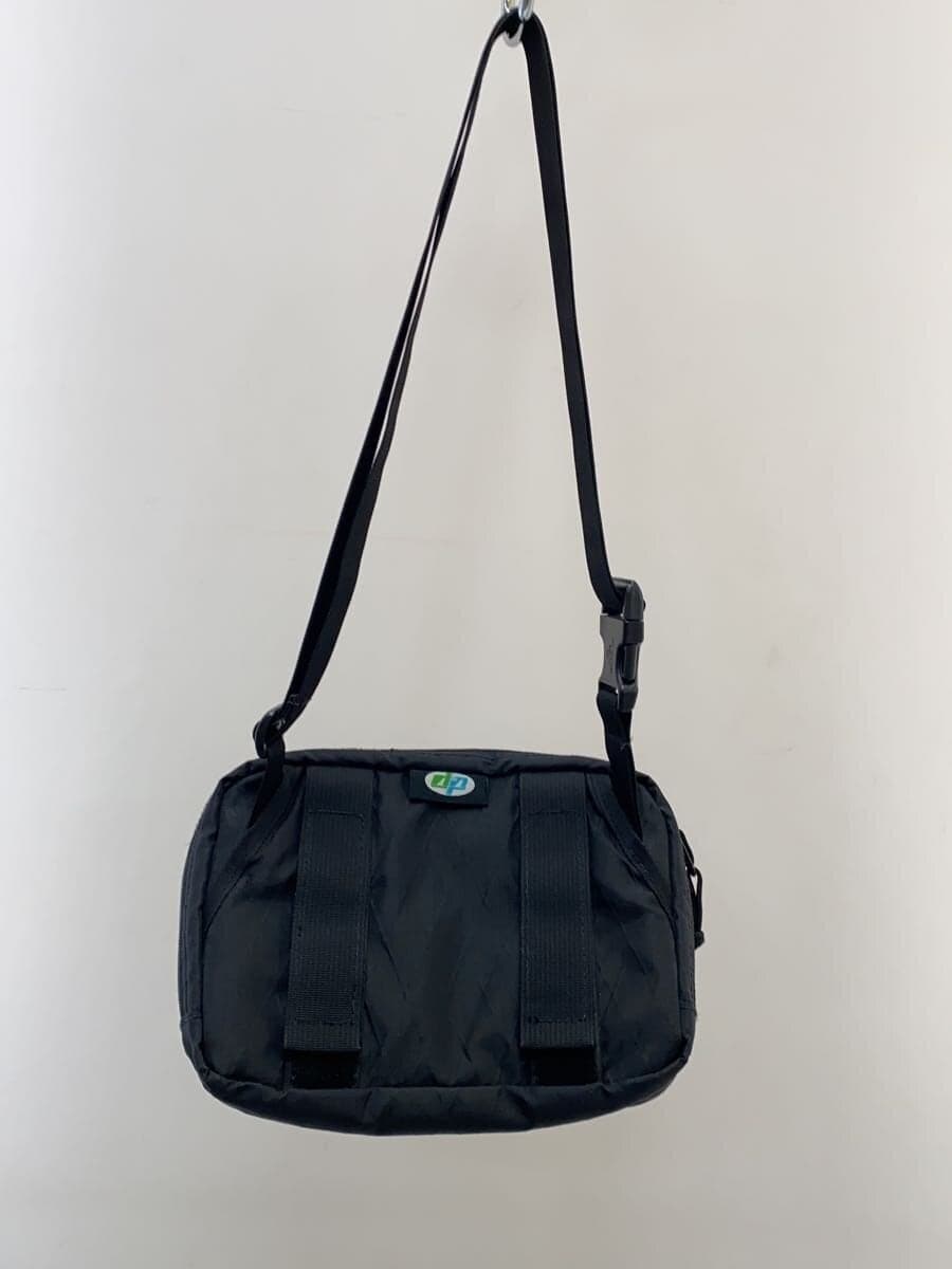 Supreme Shoulder Bag Nylon BLK Solid Color 3