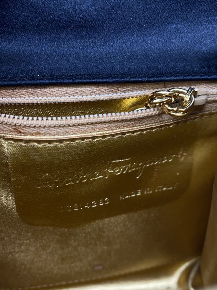 Salvatore Ferragamo handbag -- BLK 5