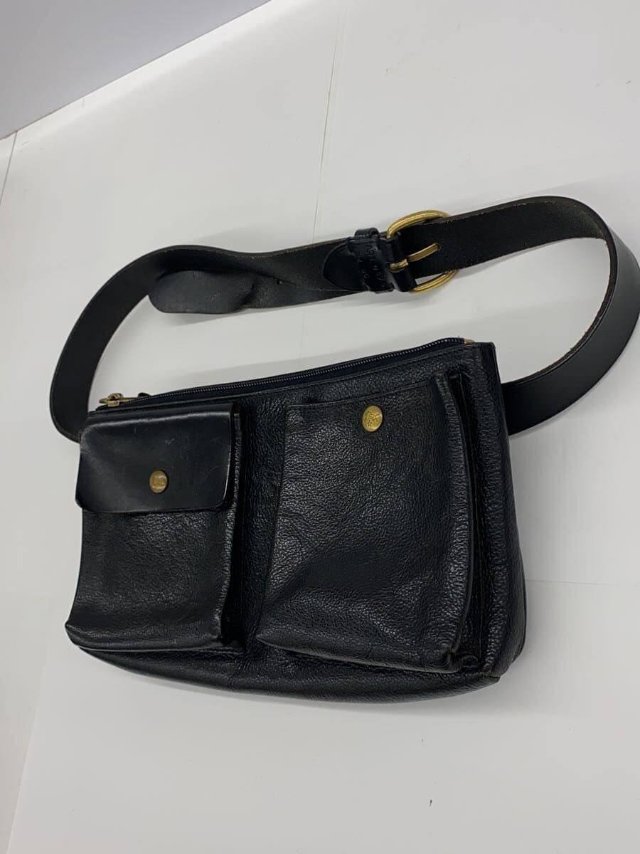 IL BISONTE Waist Pouch Leather BLK Solid 2