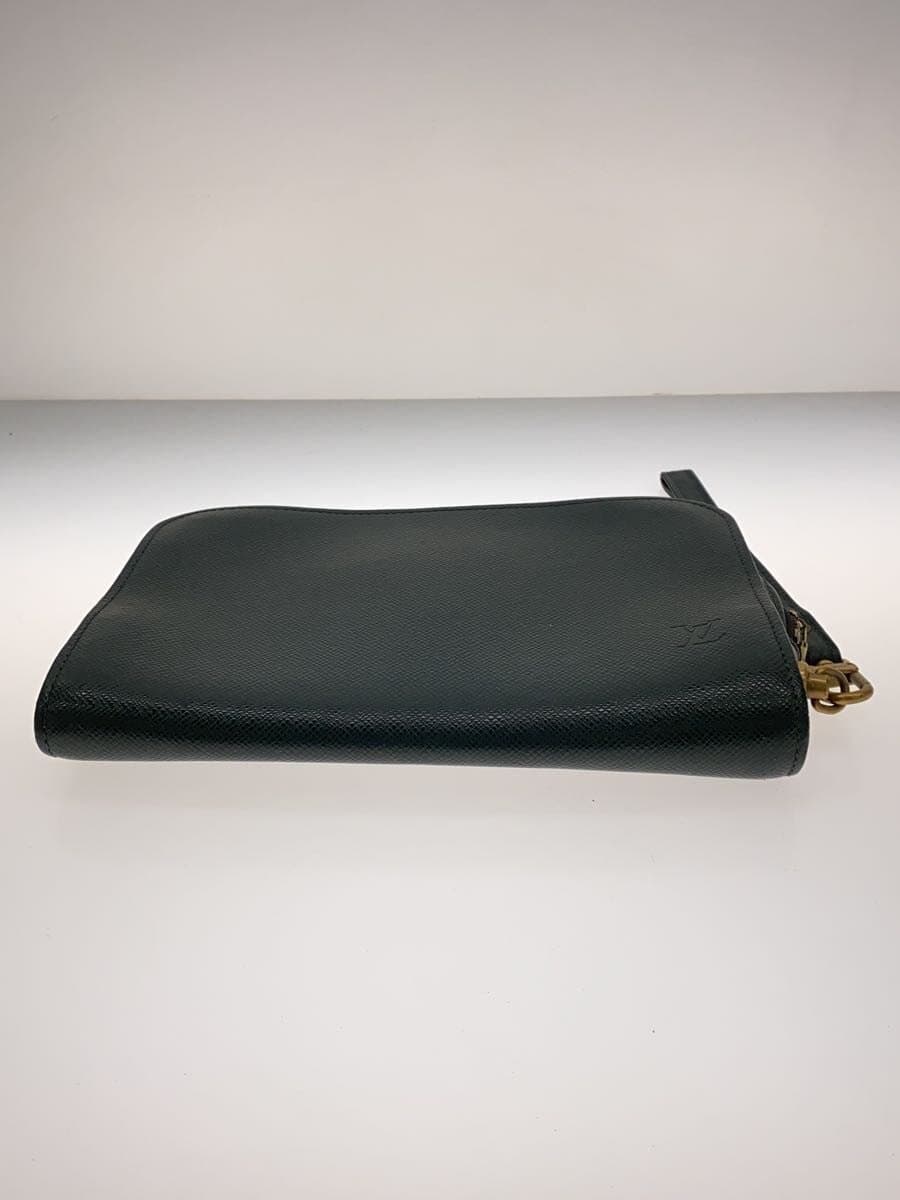 LOUIS VUITTON Baikal_ Taiga Leather GRN M30184 4